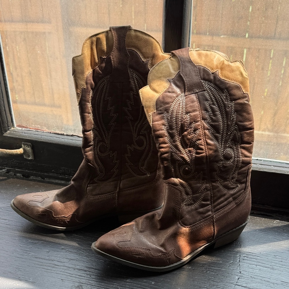 Coconuts by Matisse Dark Brown cowboy Boots